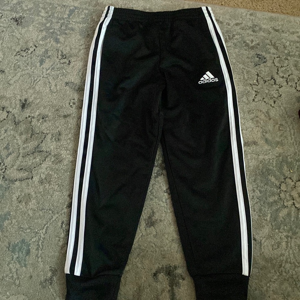 Adidas boys track pants new size 6